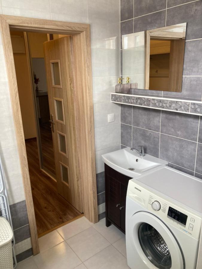 2 Rooms Apartment In Michalovce Ngoại thất bức ảnh
