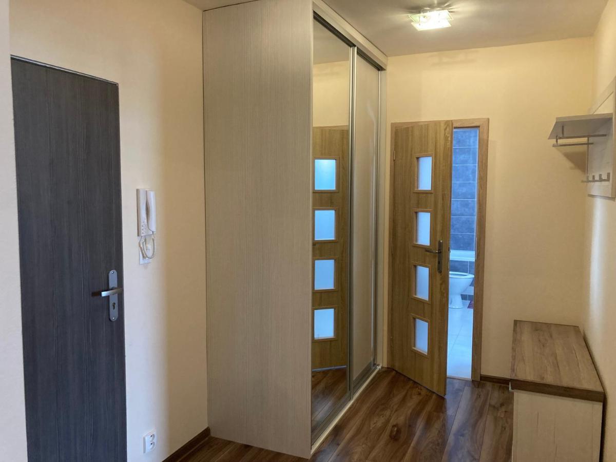 2 Rooms Apartment In Michalovce Ngoại thất bức ảnh