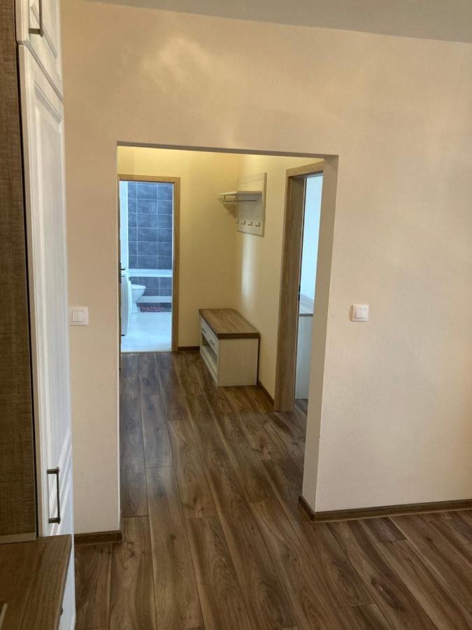 2 Rooms Apartment In Michalovce Ngoại thất bức ảnh